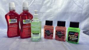 lot 835 image: Personal Care Products Bundle - Nature Fresh & XtraCare