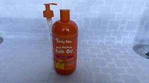 lot 849 image: Zesty Paw Wild Alaskan Fish Oil for Pets