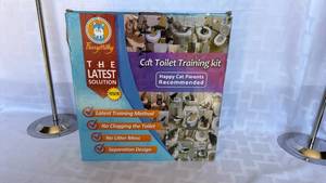 lot 864 image: FuzzyMilky Cat Toilet Training System