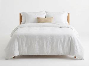 lot 10152 image: Welhome Relaxed Duvet Cover Set, Queen, White