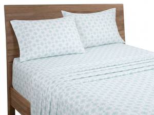 lot 10157 image: 4-Piece Geometric Pattern Bed Sheet Set, Twin Size