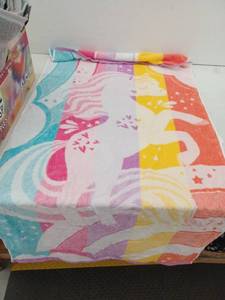 lot 11814 image: Loftex Kids Beach Towel Multi-Color