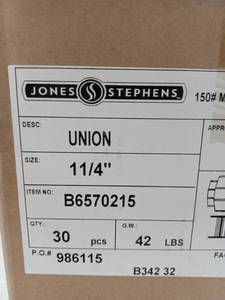 lot 11934 image: Jones Stephens 1.25in Union Fitting (30-Pack)