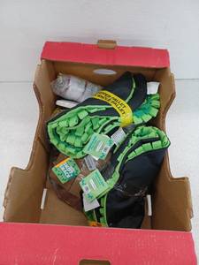 lot 11956 image: Lot of Miscellaneous Items