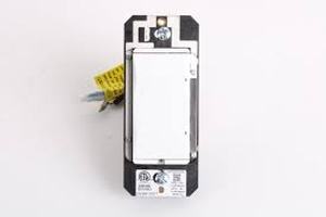 lot 1083 image: Control4 Wireless Switch 120v White C4-sw120277-wh