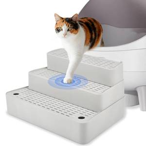 lot 1633 image: SpaceTime Adjustable Cat Ramp Cat Steps for Litter Box,Detachable Elevated Litter Mat Trapping Litter Box Mat with Filter Function for Floor,Non-Slip Catcher Stair for Small & Elderly Cats (Grey) - Retail $20
