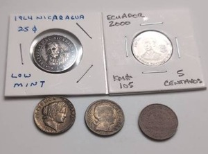 lot 512 image: Central and South American Coin Lot Nicaragua 1964 25 Centavos Ecuador 2000 Sucres 5 Centavos