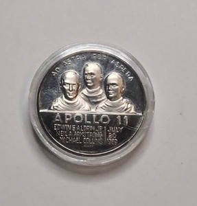 lot 531 image: Apollo 11 Commemorative Coin United States of America