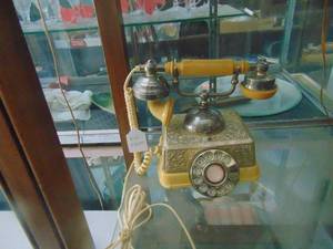 lot 3488 image: Vintage Fancy Phone