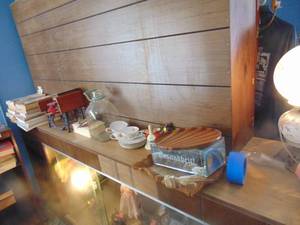 lot 3528 image: Shelf Contents Wooden Server to the South