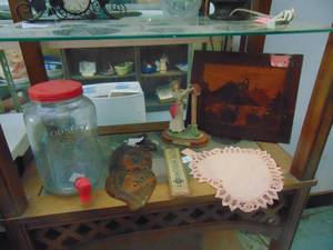 lot 3540 image: Selection of Decor - Wooden Plaques