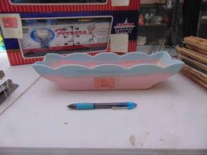 lot 3544 image: PinkBlue Hull Planter