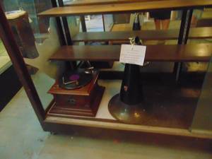 lot 3931 image: Victrola with MegaPhone