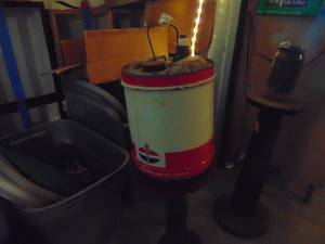 lot 3945 image: Standard - 5 Gallon Oil Can