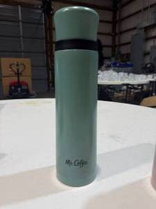 lot 1011 image: Silverleaf 23-Oz Stainless Steel Vacuum Insulated Thermal Bottle -Teal&nbsp