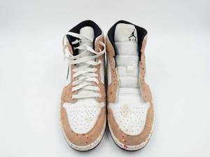 lot 63892 image: Jordan Brand Air Jordan 1 Retro High OG Vachetta Tan - 11.5  Retail $179