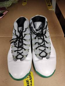 lot 63953 image: Jordan Prime Flight Mens Basketball Shoes  Retail $112.99