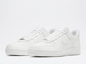 lot 63957 image: Nike Air Force 1 07 Sneaker White Size 12  Retail $89