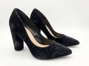 lot 63965 image: My Delicious Shoes Kristina Black Velvet Block Heel Pumps Size 9.5M