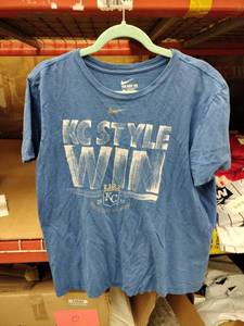 lot 63993 image: Nike KC Style Win Kansas City Royals 2015 World Series Champions T-Shirt Size L