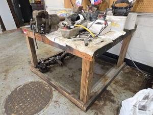 lot 14843 image: Worktable with Bench Vise and Pipe Clamp