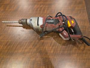 lot 18657 image: Chicago Electric Heavy Duty D-Handle Variable Speed Reversible Drill