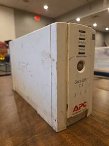 lot 18662 image: APC Uninterruptible Power Supply  Model Back-UPS CS 350