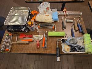 lot 18665 image: Paint Roller Brush Set with Trays and Accessories