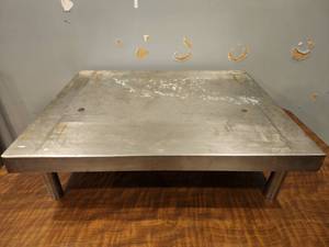 lot 12771 image: Stainless Steel Riser&nbsp