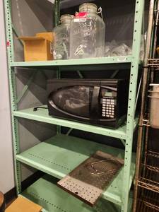lot 12780 image: Hamilton Beach Microwave Oven  Model HB-P90D23AL-DJ  Contents Not Included