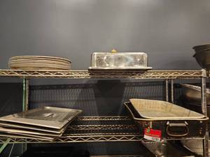 lot 12781 image: Stainless Steel Hotel Pan Lot w Covers & Lids