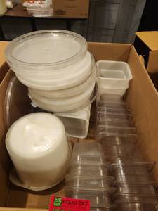 lot 12836 image: Assorted Lot of Plastic Food Storage Containers, Lids and Clear Food Pans