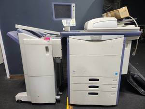 lot 12864 image: Toshiba e-Studio 5540c Color Copier w Finisher & Touchscreen
