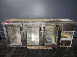 lot 12868 image: Perlick 3-Door Glass Door Back Bar Refrigerator w Side Cabinet  Model C5064ESCUL