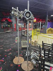 lot 14870 image: Chauvet Controller w 2 Light Stands and Multiple Par Can Stage Lights  Model CH-865&nbsp
