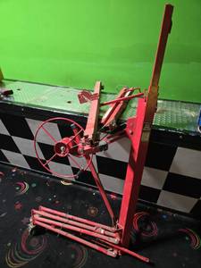 lot 14889 image: Haul-Master 150 Lb Drywall Panel Hoist 115 Max Lift Height