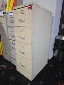 lot 21894 image: 4-Drawer Vertical Steel Filing Cabinet in Beige with Top Lock (Locked)
