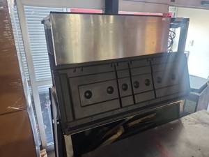 lot 12947 image: Manitowoc SY1405W Water-Cooled Ice Machines