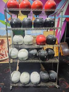 lot 12954 image: Mobile 5-Tier Wire Shelving Rack