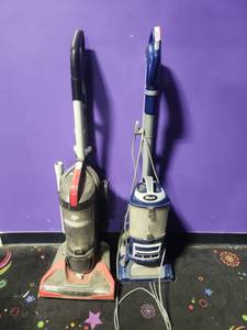 lot 14922 image: Shark Navigator Lift-Away Deluxe and Dirt Devil Power Max XL Upright Vacuum Lot