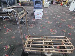 lot 22032 image: Steel Tube Platform Cart with Push Handle and 4 Casters