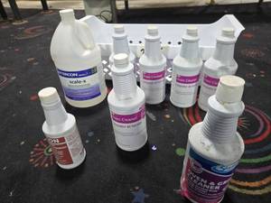 lot 22045 image: Lot of 8 Cleaning Chemicals Kay Oven Cleaner, Scale-X, Skyline, Action