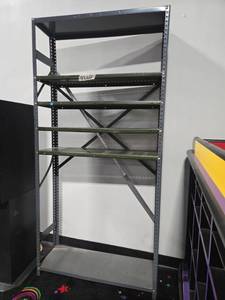 lot 22066 image: Shelf