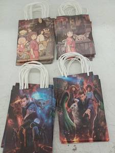 lot 12131 image: Gift Bag Lot, 16 in each pack,  2 Pack