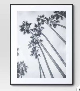 lot 12264 image: Aluminum Poster Frame 24in x 36in, 6 Pack