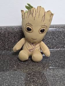 lot 16 image: Ty Beanie Baby Groot Plush Toy