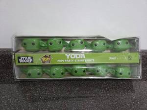 lot 17 image: Funko Pop Home Star Wars Yoda Party String Lights