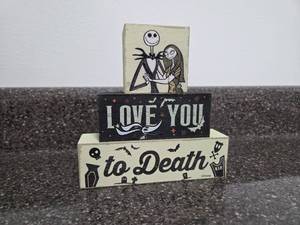 lot 20 image: Disney Nightmare Before Christmas Love You to Death Stacked Wood Block Set