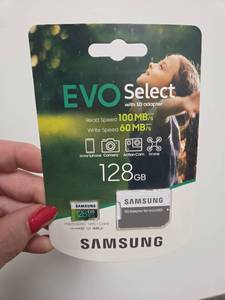 lot 63 image: Samsung EVO Select 128GB microSDXC UHS-I Card with SD Adapter