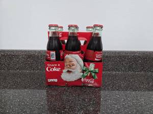lot 89 image: Coca-Cola Share a Coke 6-Pack 8 fl oz Glass Bottles Holiday Assorted